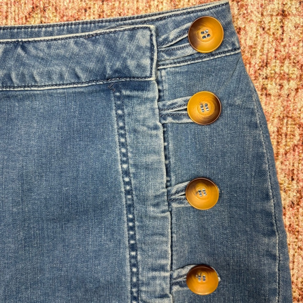 Free People Little Daisies Denim Mini Skirt size 2 - Picture 8 of 11